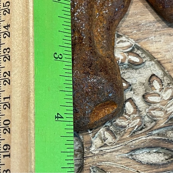 10” Rustic Aged iron steer wall hook - Picture 5 of 8